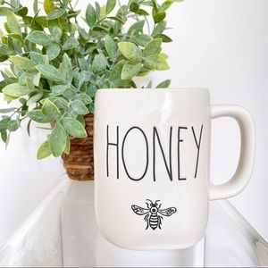 Rae Dunn Honey Bee Mug